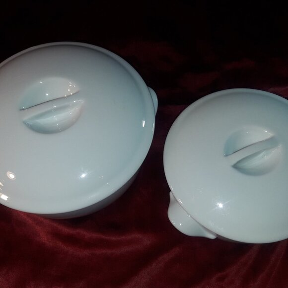 Two Pillivuyt French Porcelain Culinaire White Round Casseroles with Lids - Picture 6 of 14